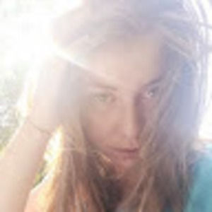 Meet your Posher, Abigail